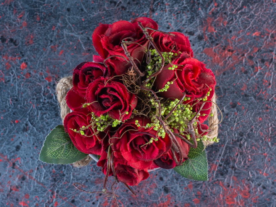 Vrtnice: Ne le rože, ampak sporočila v cvetličnem jeziku